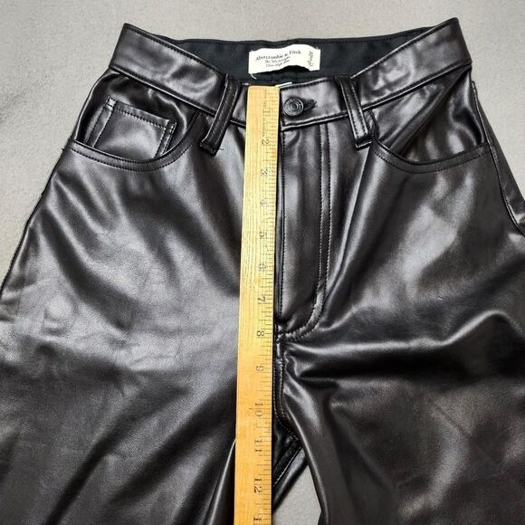 Abercrombie & Fitch Faux Leather Black CURVE LOVE “The 90s Straight” Pants - Picture 13 of 13
